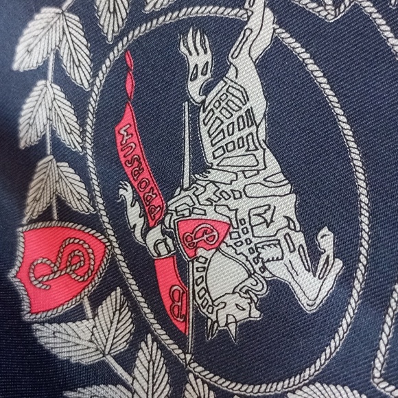 Vintage Burberrys Silk Scarf Knight Logo Blue/Red - Picture 4 of 5